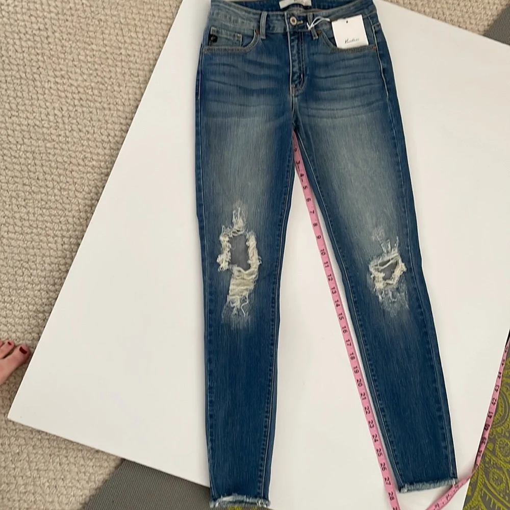 VICI KanCan distressed knee skinnies